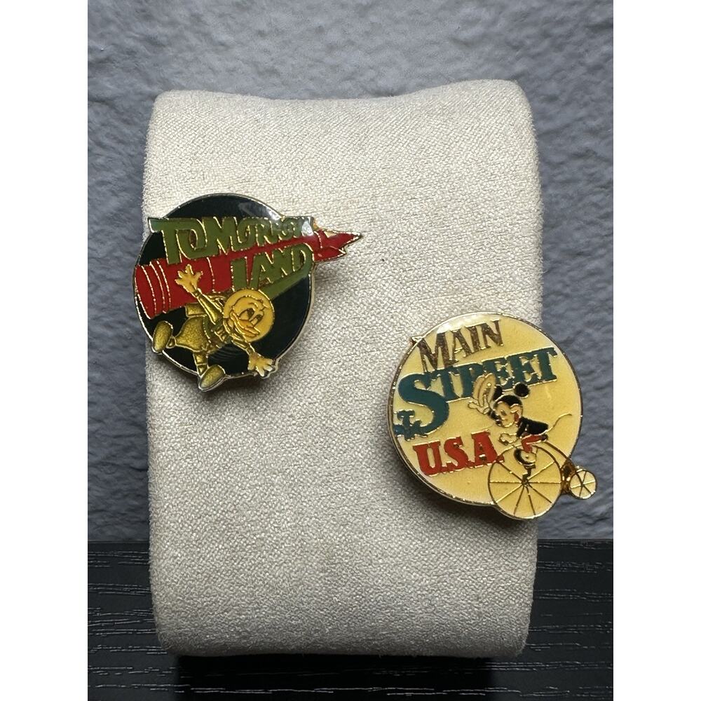Disney Vintage 1985 Disneyland Enamel Pins (TOMORROW LAND) & (MAIN STREET USA)